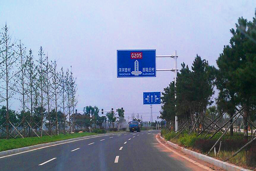 Ȧ- (й)ȦΪĶ
